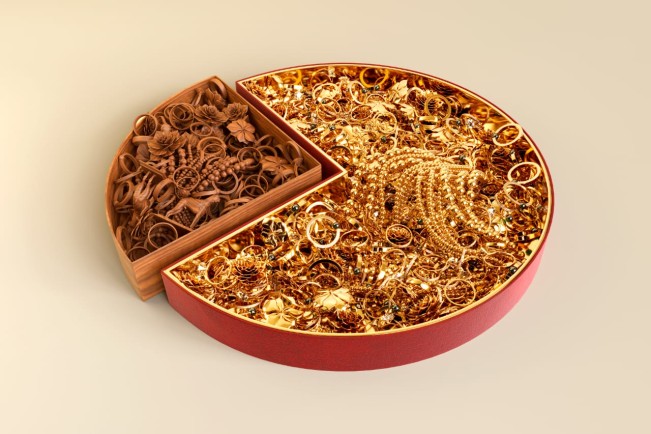 Ilustrasi emas perhiasan. [Freepik]